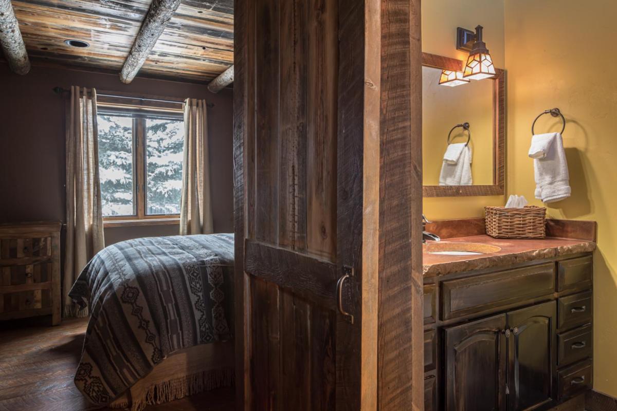 Willa Hobbit House Big Sky Zewnętrze zdjęcie